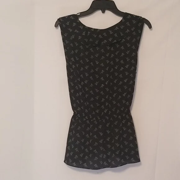 Max Studio Black Print Chiffon Ruffle Blouse - Picture 3 of 6